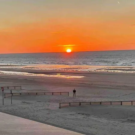 Near Belgian Coast With Sea View Коксейде